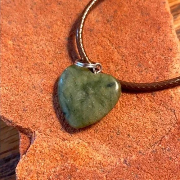 Rhyolite Stone Heart Pendant Necklace - Picture 1 of 3